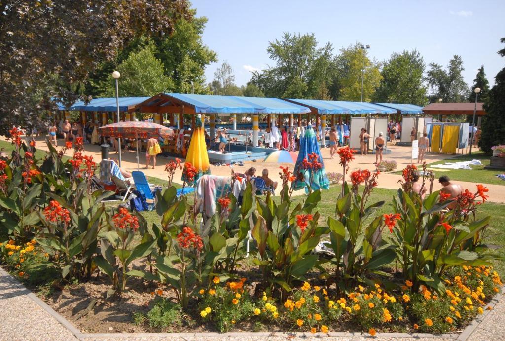 Club Mendan Aparthotel Залакарош Экстерьер фото